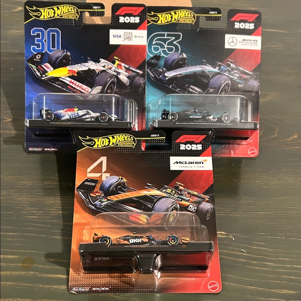 SET OF 3 HW PREMIUM F1 2025 1-MCLAREN TEAM 2-VISA RB CASH APP 3- AMG PETRONAS